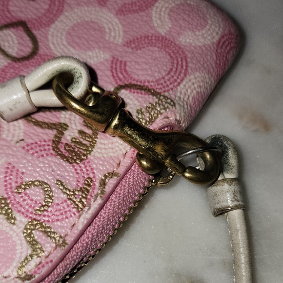 Coach Pink and Gold Heart Pattern Wristlet - Picture 12 of 13
